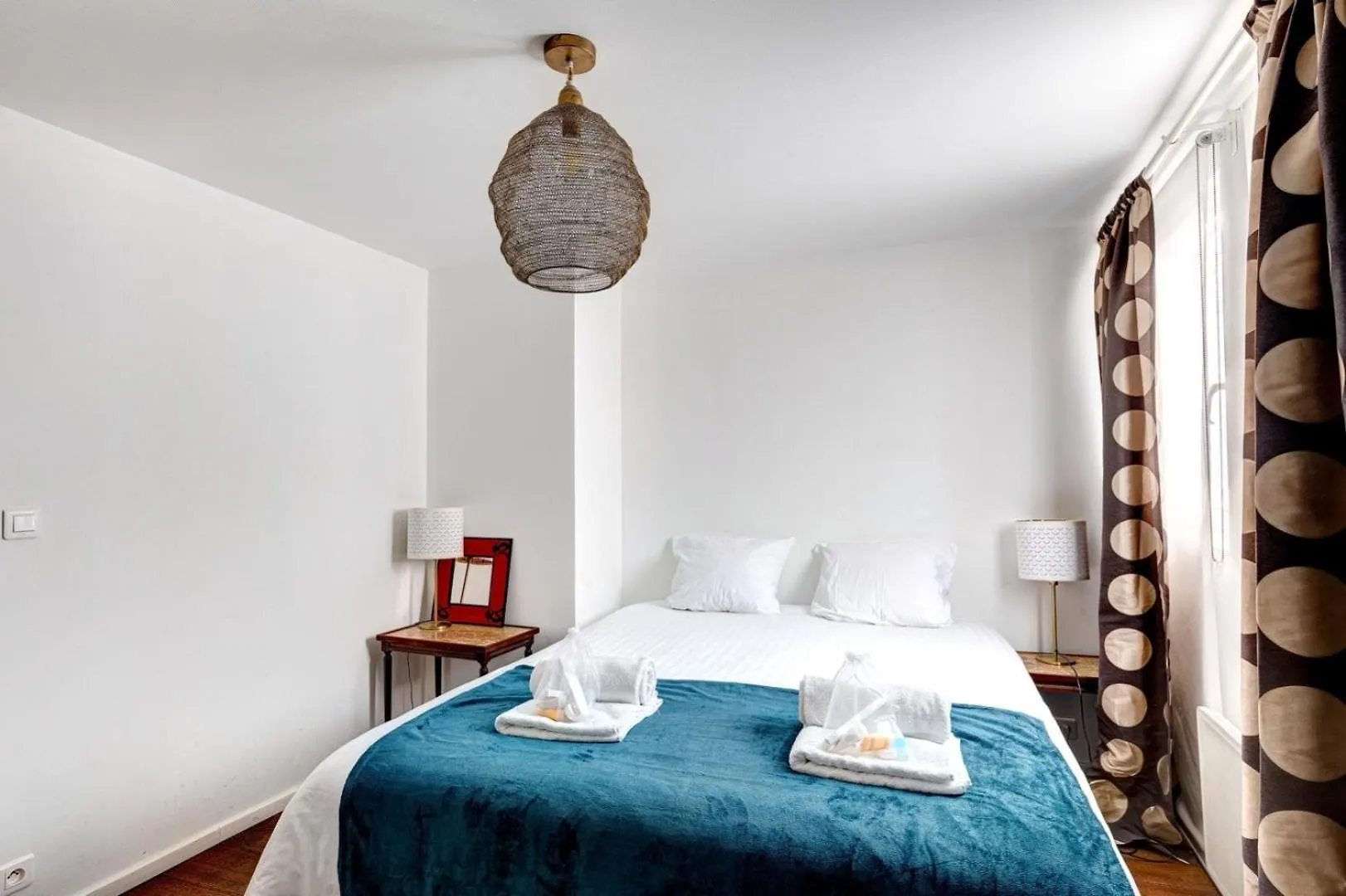 259 Suzy - Superb Duplex In